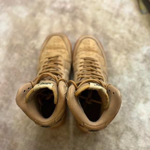 Nike Air Force 1 high tops size 7Y in Flax color - Picture 5 of 5